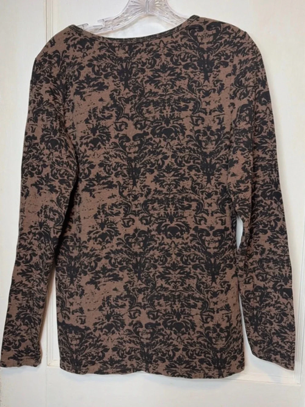 Peruvian Connection Size Large Brown & Black Printed Long-Sleeve Women's Top